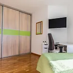 Urban Apartment Makarska